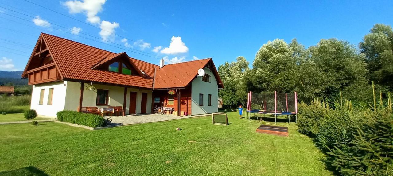 Ubytovanie U Huberta Bešeňová Buitenkant foto