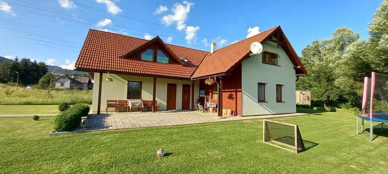 Ubytovanie U Huberta Bešeňová Buitenkant foto