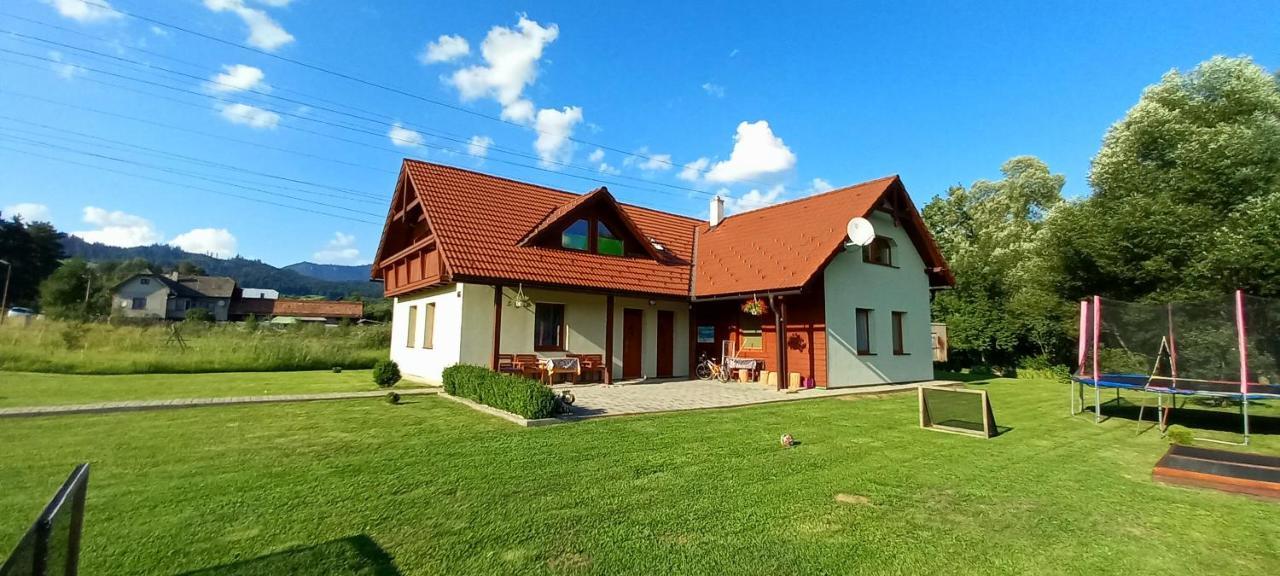 Ubytovanie U Huberta Bešeňová Buitenkant foto