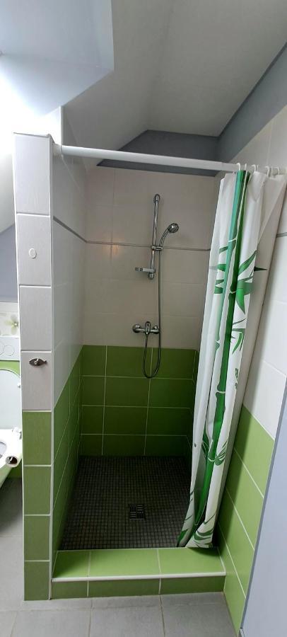 Ubytovanie U Huberta Bešeňová Buitenkant foto